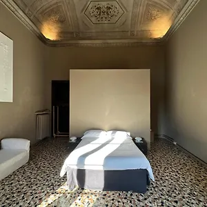  Apartment Palazzo Del Settecento Italien